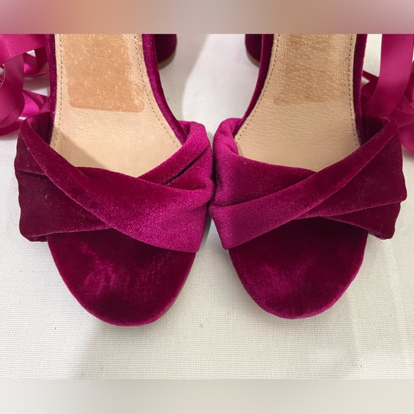 Steve Madden raspberry velvet - Picture 3 of 4